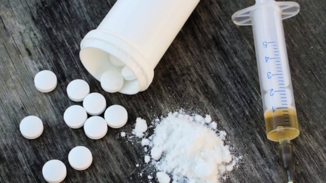 Gobierno lanza campaña en escuelas para prevenir consumo de fentanilo