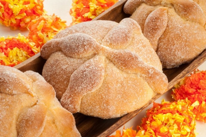 Aprovecha el Día de Muertos para hacer en casa un rico pan de muerto