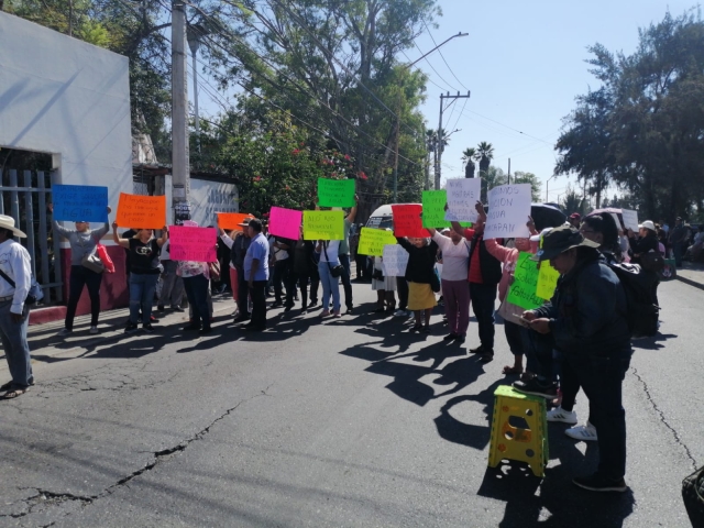 Protestan habitantes de Tlayacapan por falta de suministro regular de agua