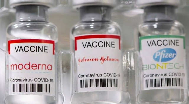 EEUU aceptará entrada de viajeros con mezcla de vacunas.