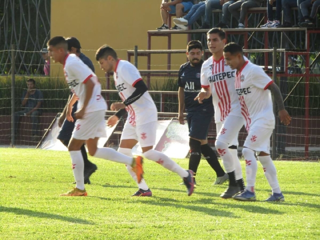 César “Chivita” Vallejo marcó cinco goles en el triunfo de Selección Yautepec (13-0) ante Real del Puente, en el estadio CDY. 