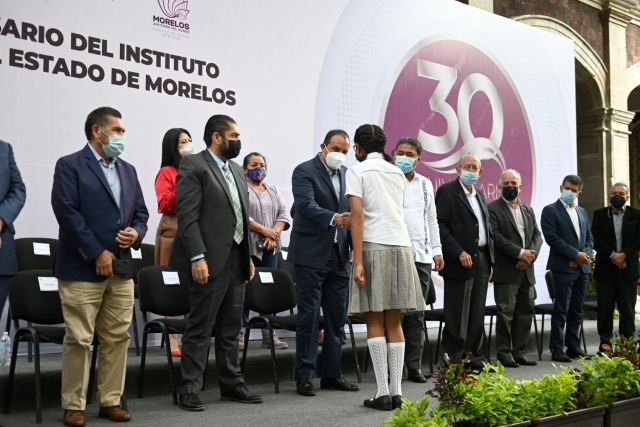 Celebra gobierno de Cuauhtémoc Blanco el 30 aniversario del IEBEM