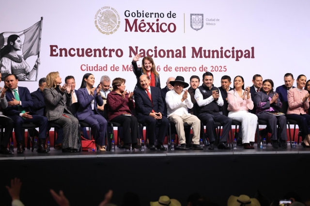 Asiste gobernadora Margarita González Saravia al Encuentro Nacional Municipal, en CDMX