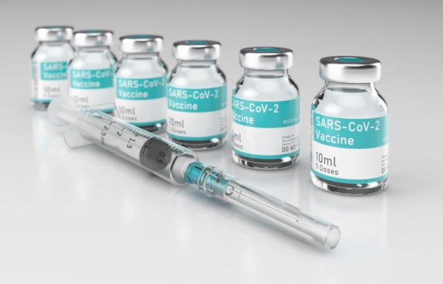 Cofepris libera cuatro lotes de vacunas con dosis de AstraZeneca y Cansino.