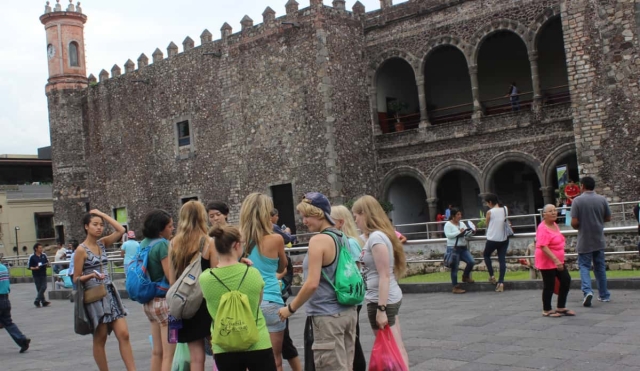 Moderadas, expectativas sobre afluencia turística en verano: CCE