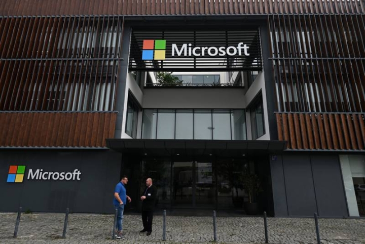 Microsoft invertirá 10 mil mdd en inteligencia artificial para el buscador Bing