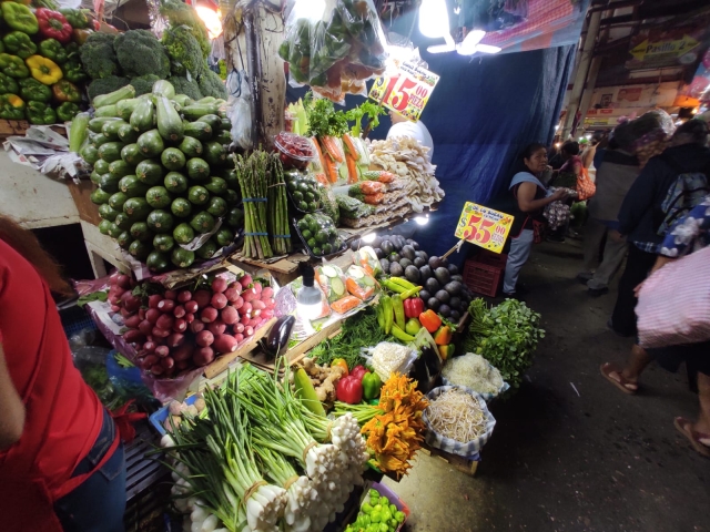 Disminuyen ventas en mercado ALM, por vacaciones escolares