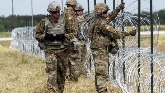 Arizona envía soldados a la frontera para manejar flujo de migrantes