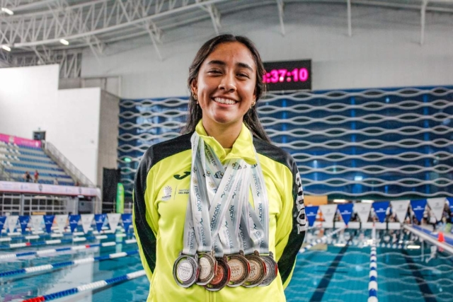 Paulina Alanís, reina de la natación en Morelos