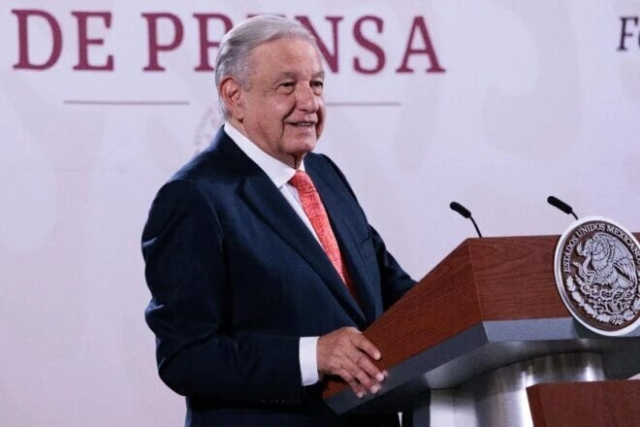 AMLO celebra validación de mayoría calificada por el TEPJF