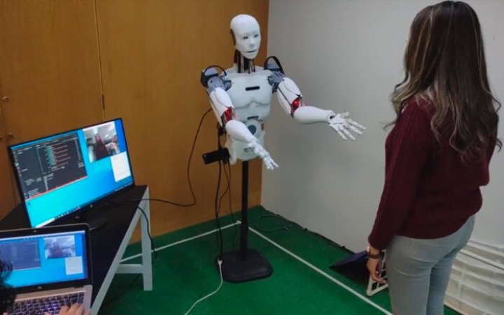 IPN: Fabrican ingenieros robot para terapias de autismo infantil
