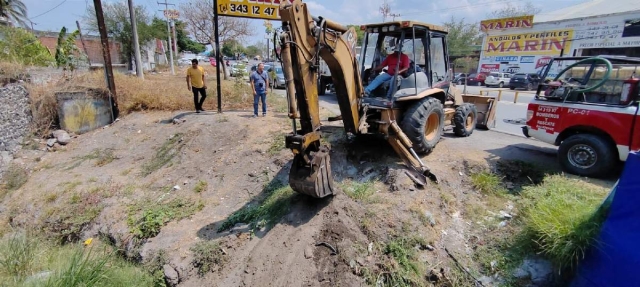 El alcalde de Zacatepec deploró la actitud de sus ciudadanos, que contaminan aguas y ambiente y advirtió que se aplicarán sanciones.
