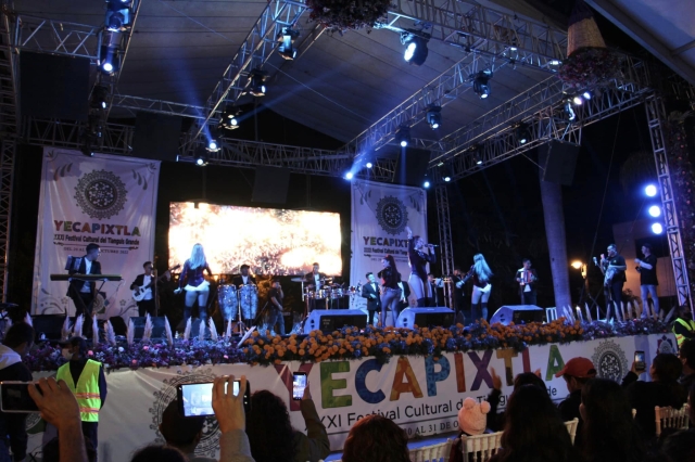 Con éxito se desarrolla el XXXI festival cultural del Tianguis Grande de Yecapixtla
