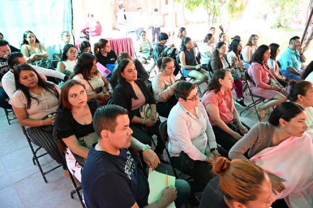 El desarrollo académico de las mujeres es uno de los temas que favorecen a la equidad de género.