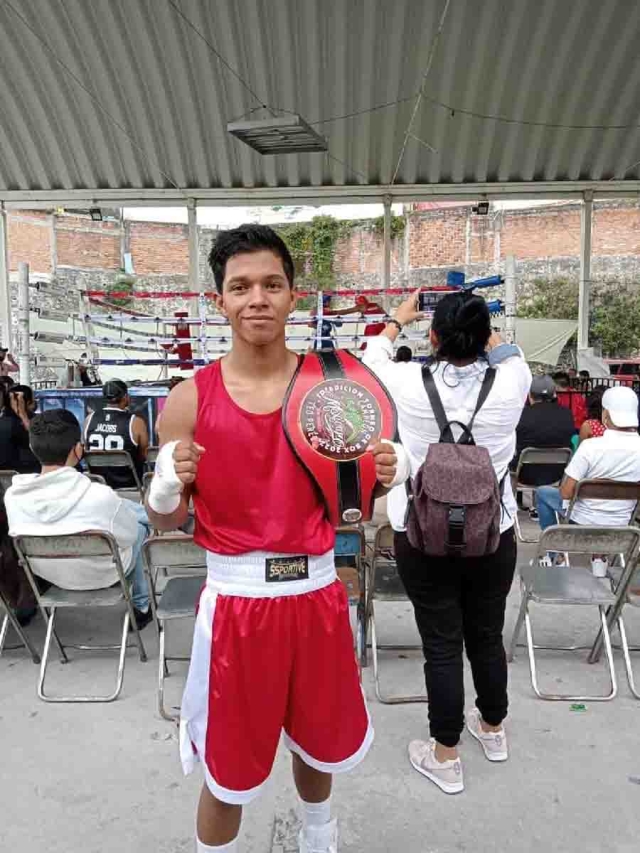 Kevin Salazar fue el mejor en la categoría juvenil 57 kilogramos. El pugilista del gimnasio Fábrica de Campeones de Yautepec va en ascenso en el sector amateur.