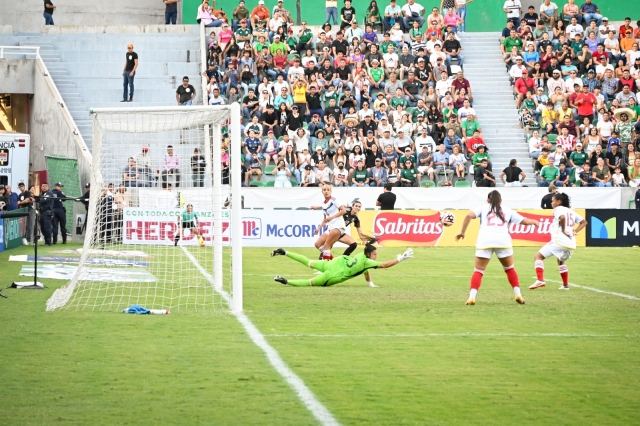 Con gran éxito se realizó el partido entre la Selección Nacional de México femenil y su similar de Venezuela en el &#039;Coruco&#039; Díaz