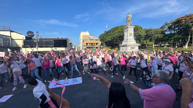 Realiza IMSS Morelos activación física en el centro de Cuernavaca