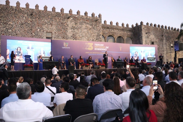 En tercer informe de gobierno, destaca alcalde de Cuernavaca inversión récord en obras