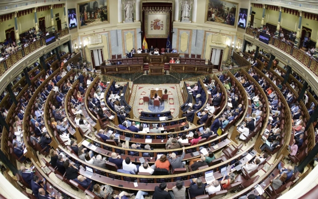 Congreso de España aprueba ley de amnistía