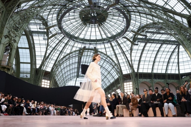 Chanel deslumbra en Paris Fashion Week con una colección llena de sorpresas