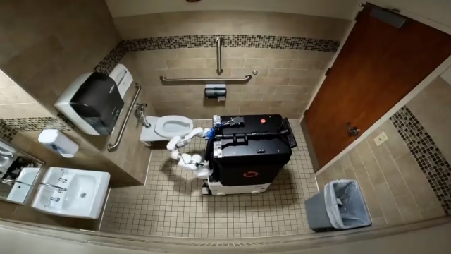Somatic: El robot que revoluciona la limpieza de baños con inteligencia artificial