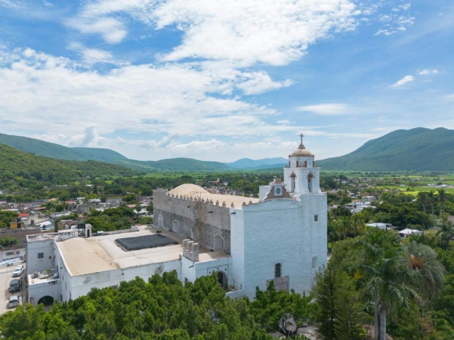 Aunque todavía falta el altar mayor, este domingo se reabrirán las puertas de la parroquia y exconvento de Santo Domingo de Guzmán en Tlaquiltenango, donde la Virgen de la Candelaria tiene preponderancia.