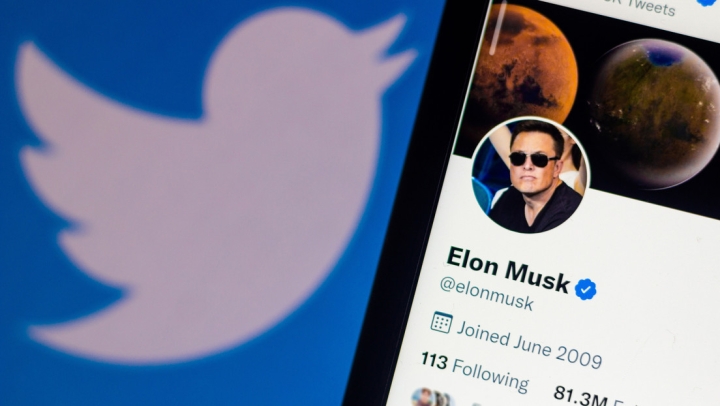 El multimillonario Elon Musk ofrece comprar la totalidad de Twitter