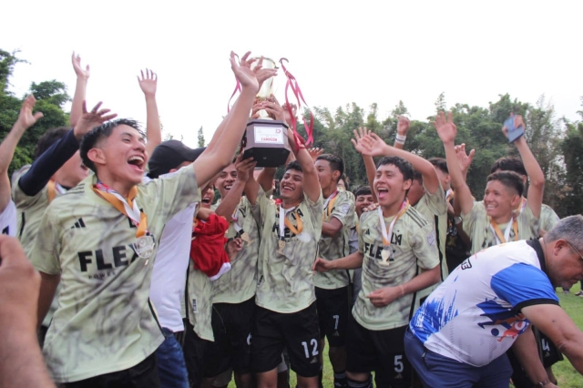 FOTOS: ¡Temixco se corona campeón de la &quot;Copa Metropolitana por la Paz&quot; en un emocionante duelo contra Jiutepec!