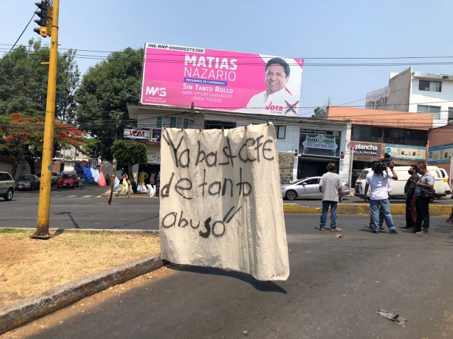Protestan frente a CFE en avenida Vicente Guerrero, por falta de agua potable