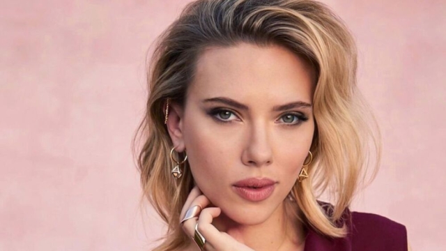 Scarlett Johansson demanda a una app de IA por uso no autorizado de su imagen