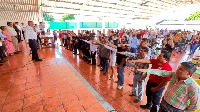 El comité estatal tomó protesta ante representantes nacionales y diversas autoridades.