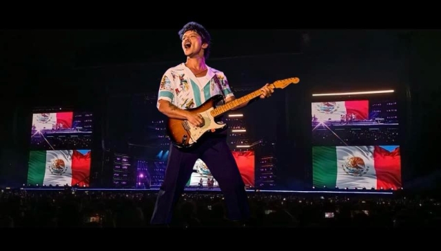 Bruno Mars sorprende a la CDMX tocando &quot;El Sonidito&quot; en su concierto