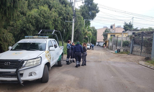 Recorren zonas de riesgo en Temixco con apoyo de protección civil