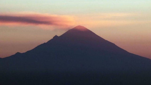 El volcán Popocatépetl está en fase de alerta amarillo; advierten por exhalaciones