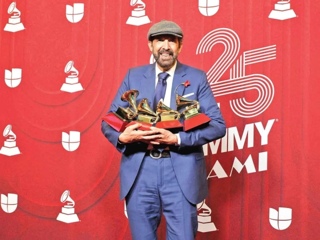 Juan Luis Guerra y Edgar Barrera brillan en los Latin Grammy 2024