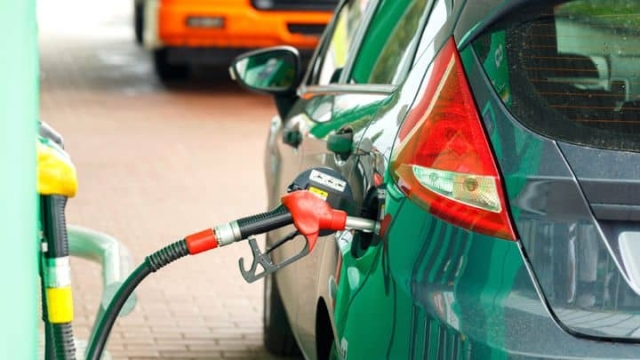 Gasolina Premium llega a los 25 pesos por litro.