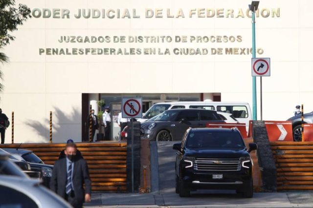Posponen audiencia de Emilio Lozoya; permanecerá preso hasta alcanzar acuerdo con Pemex