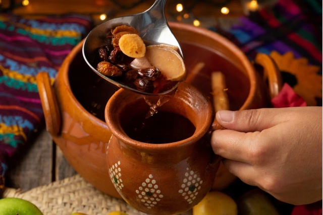 Ponche navideño: tradición mexicana con sabor y beneficios para la salud