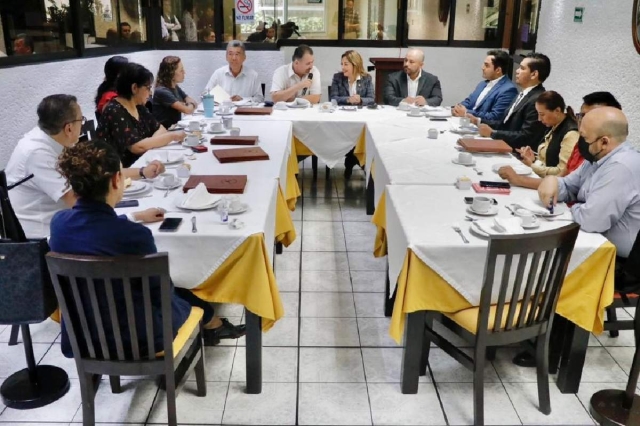 Se reúne Lucy Meza con empresarios para impulsar desarrollo de Morelos