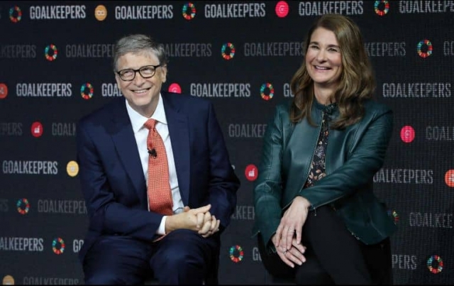 Revelan presunta infidelidad de Bill Gates con empleada de Microsoft.