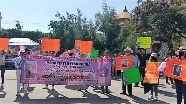 Marchan en Yecapixtla para exigir justicia por el feminicidio de Beatriz Guadalupe