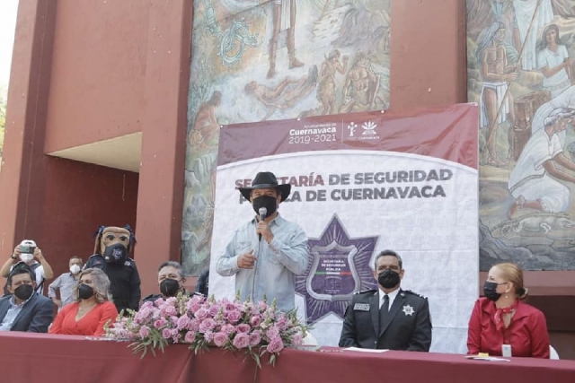 Ofrece Villalobos varias sedes municipales para la vacunación