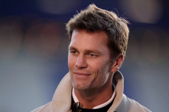 Mensaje de Tom Brady genera especulaciones tras revelarse embarazo de Gisele