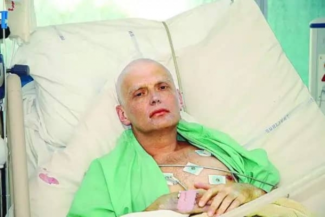 Alexander Litvinenko en el hospital días antes de morir