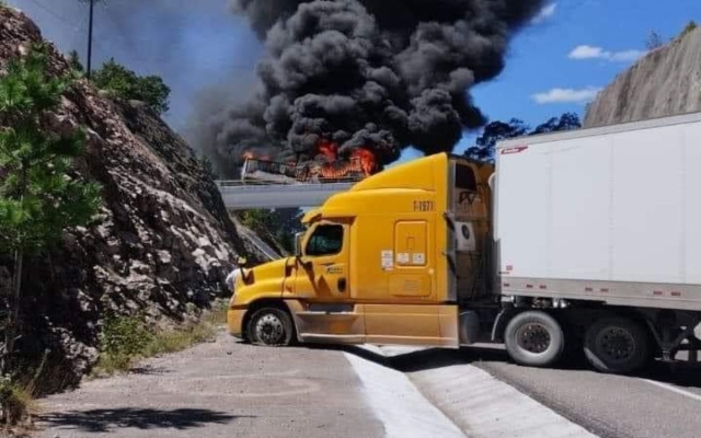 Líneas de transporte detienen corridas Durango-Mazatlán debido a violencia