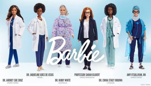 Barbie lanza muñeca en honor a creadora de vacuna de AstraZeneca.