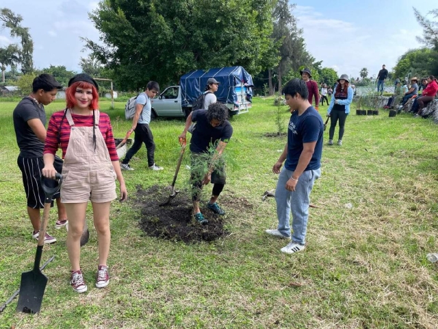 Los jóvenes participaron con entusiasmo.