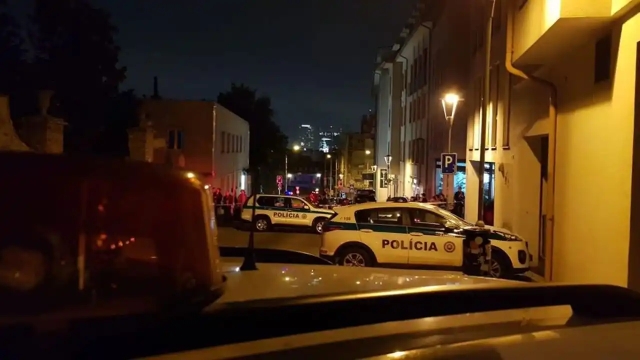 Ataque homófobo en bar gay de Eslovaquia deja dos muertos