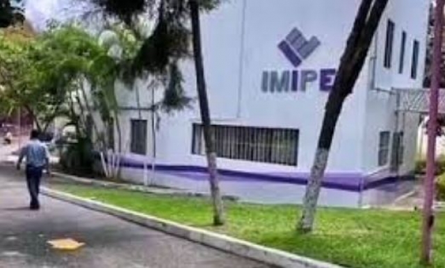 INAI condena remoción de comisionada del IMIPE