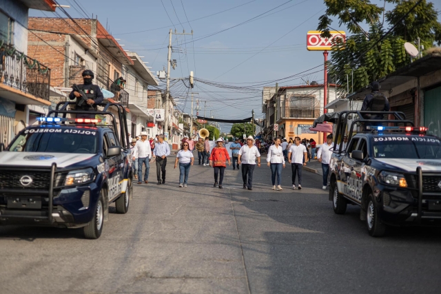 Éxito total en el desfile cívico-deportivo de Temixco por la Revolución Mexicana